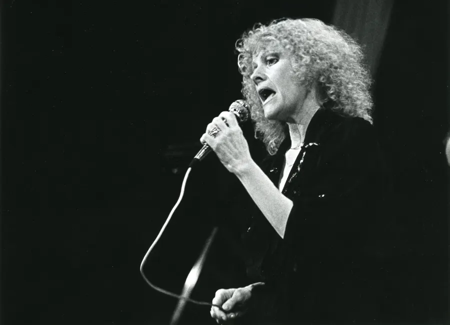 Eva Pilarová, 1987